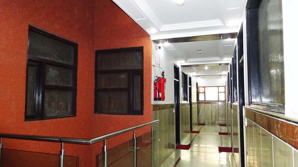 Hotel Durga International นิวเดลี ภายนอก รูปภาพ