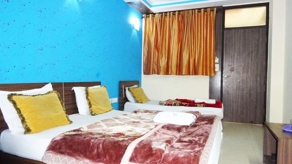 Hotel Durga International นิวเดลี ภายนอก รูปภาพ