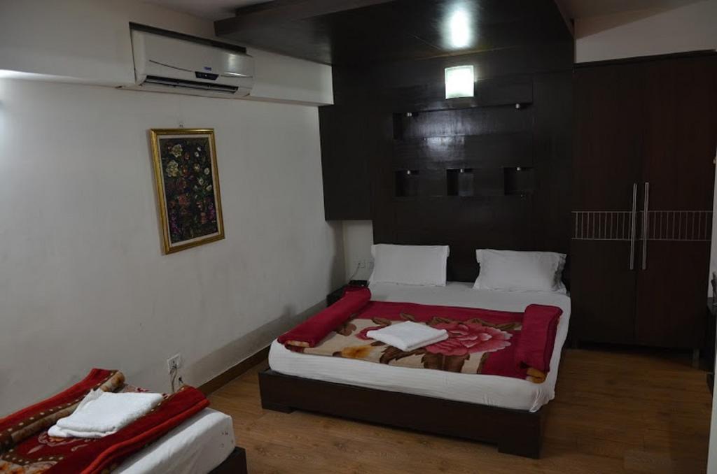 Hotel Durga International นิวเดลี ภายนอก รูปภาพ