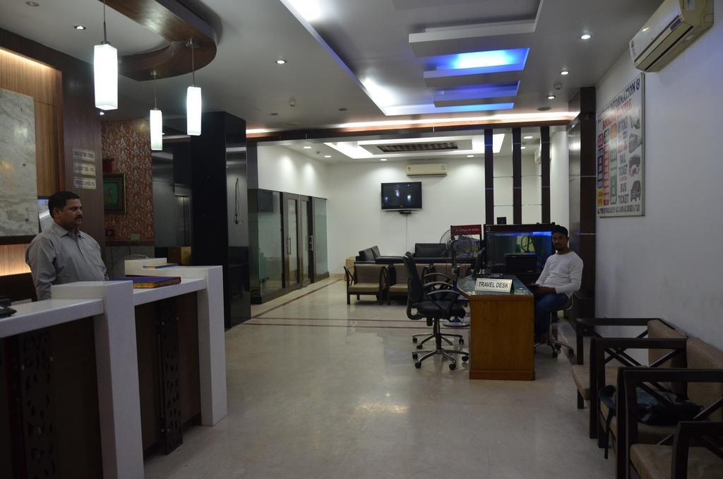 Hotel Durga International นิวเดลี ภายนอก รูปภาพ