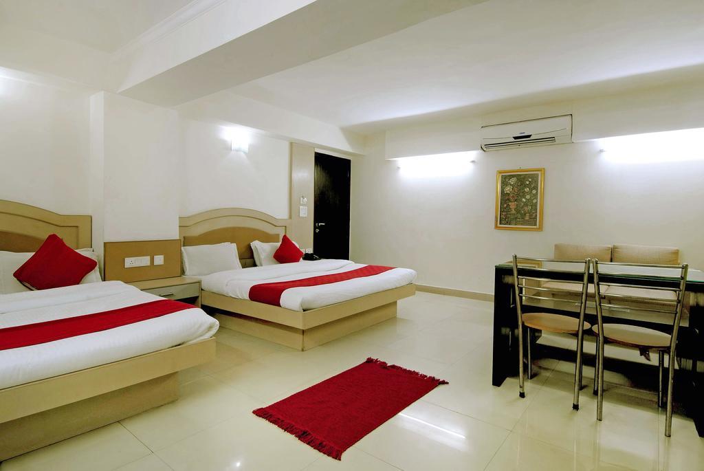 Hotel Durga International นิวเดลี ห้อง รูปภาพ