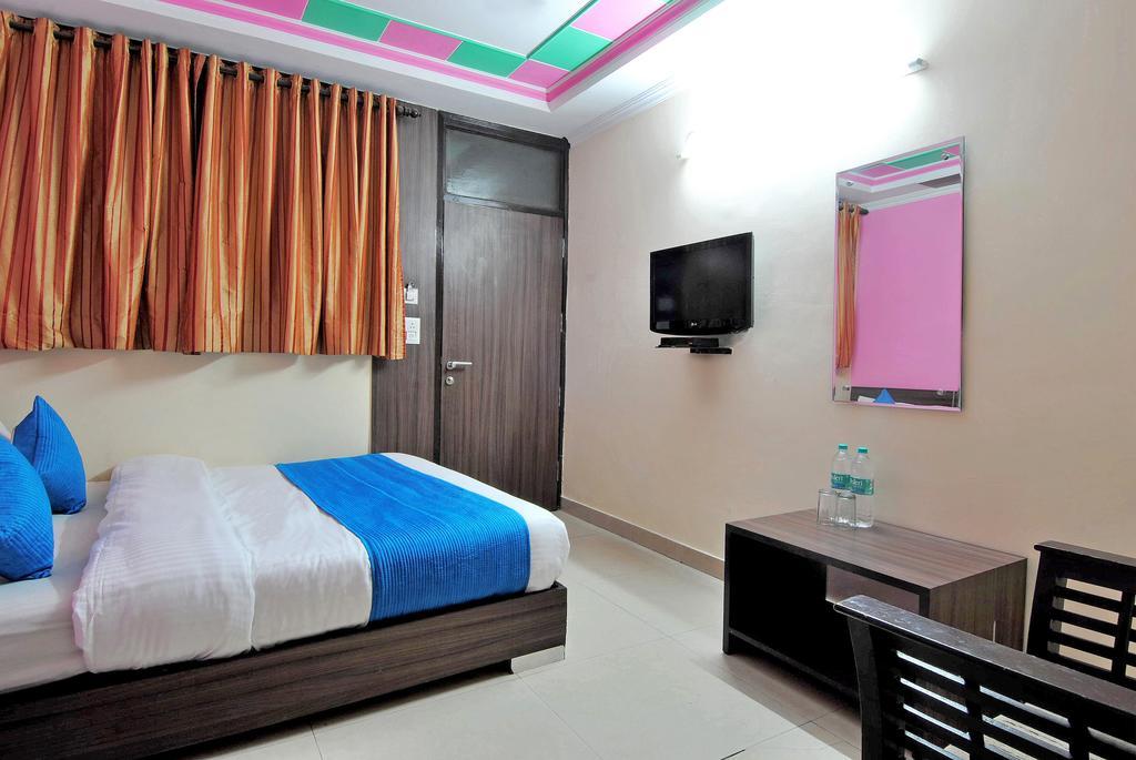 Hotel Durga International นิวเดลี ห้อง รูปภาพ