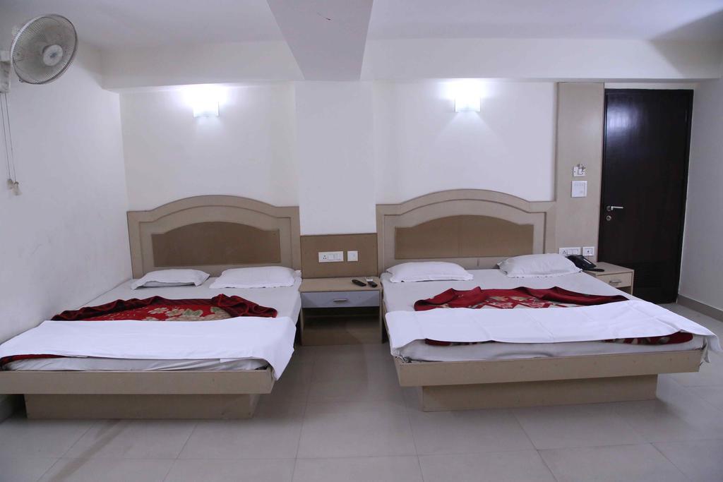 Hotel Durga International นิวเดลี ห้อง รูปภาพ